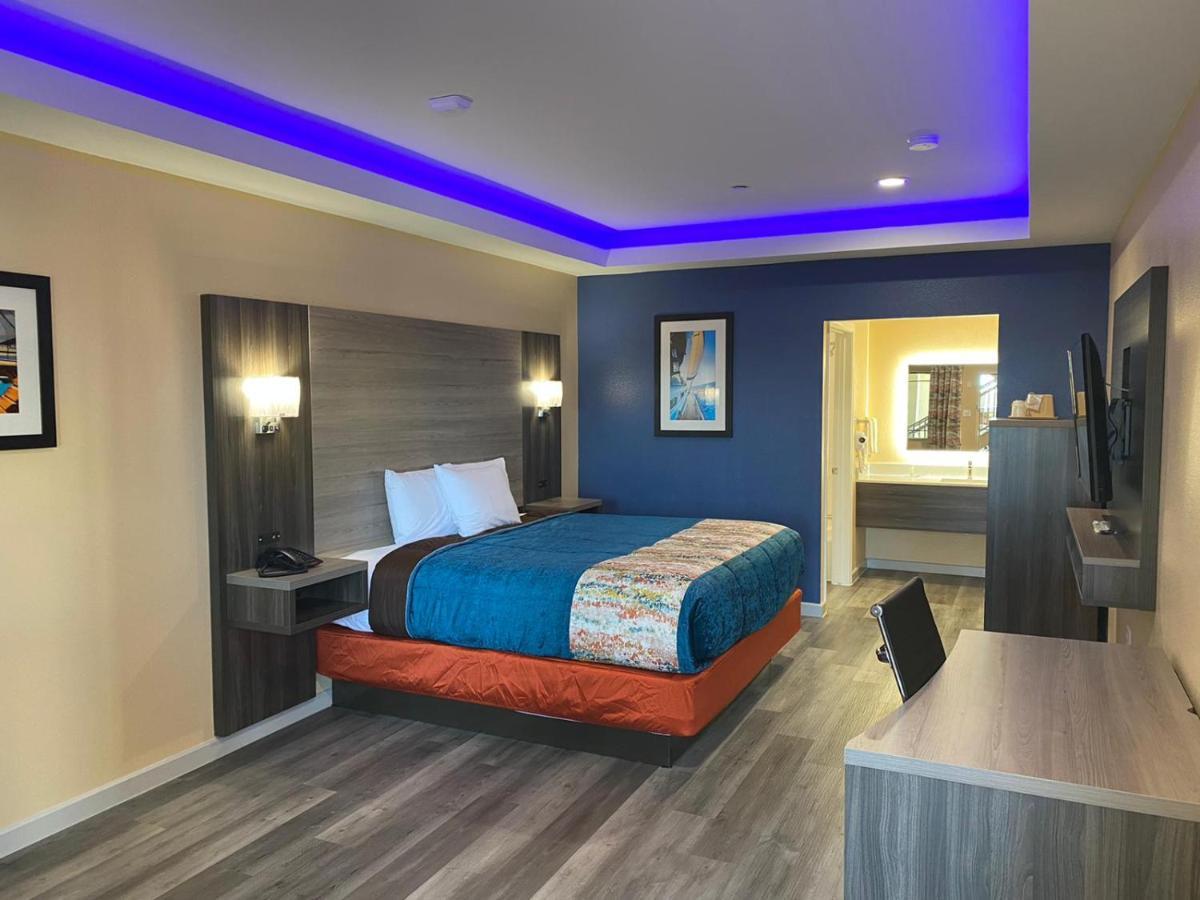Scottish Inn & Suites Houston Willowbrook Εξωτερικό φωτογραφία