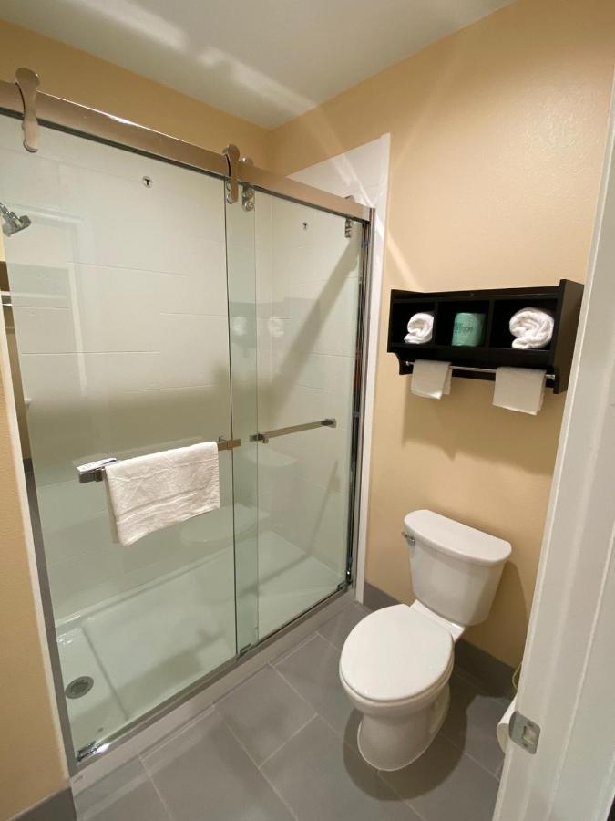 Scottish Inn & Suites Houston Willowbrook Εξωτερικό φωτογραφία